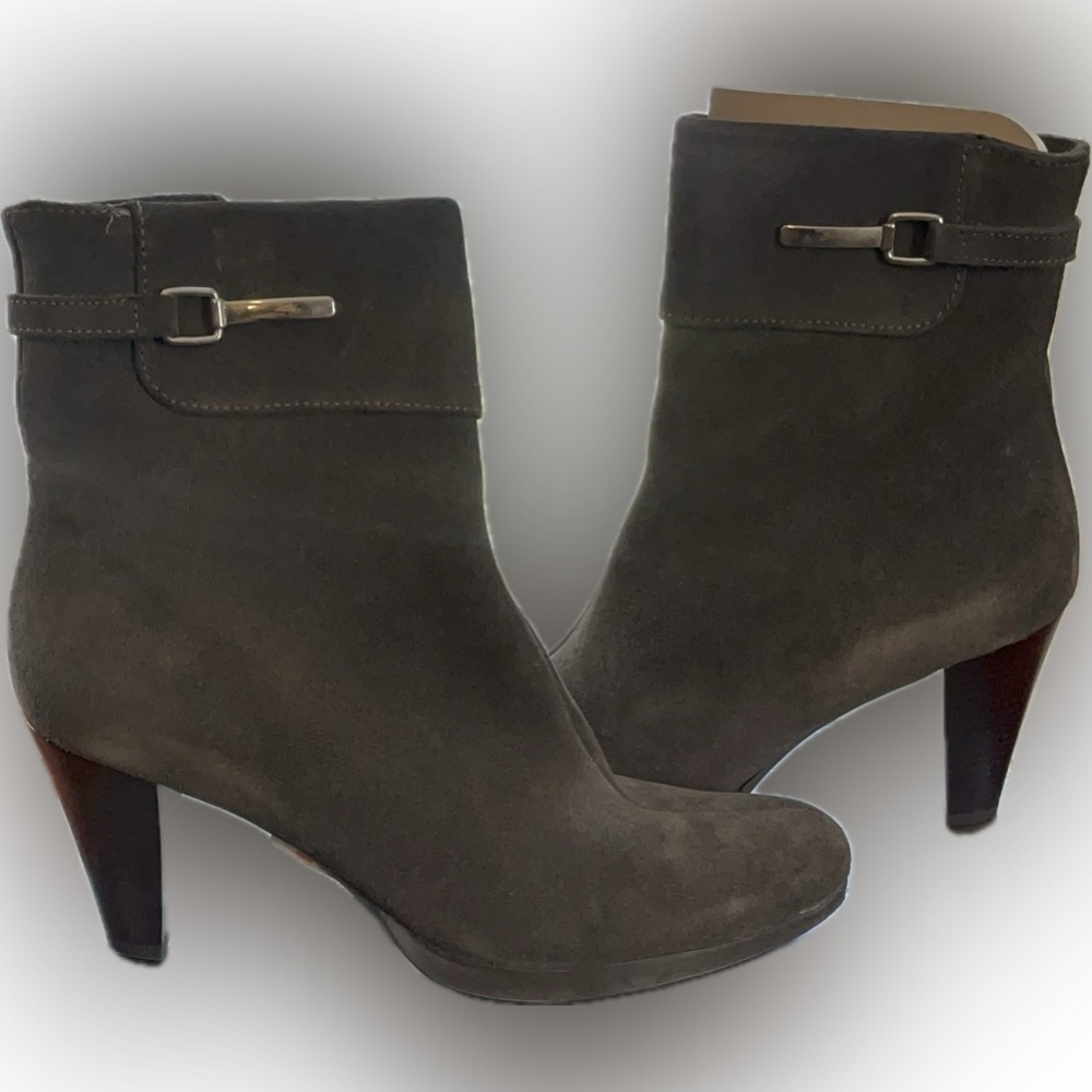 New LA CANADIENNE Women's Malory WATERPROOF Ankle Zip Boots 9.5 in Box